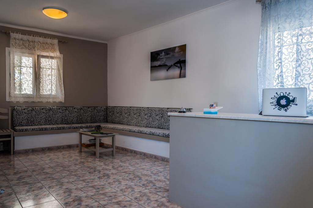 Agnanti View Hotel Pachaina Bagian luar foto