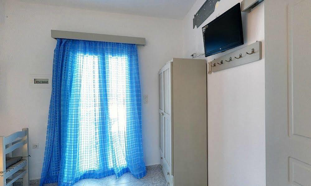 Agnanti View Hotel Pachaina Bagian luar foto